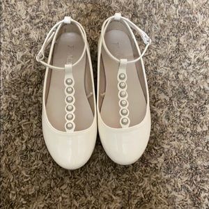 Girls dress shoes, size 1